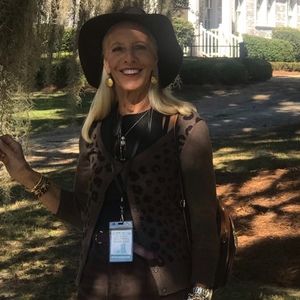 Meet your Posher, Robin